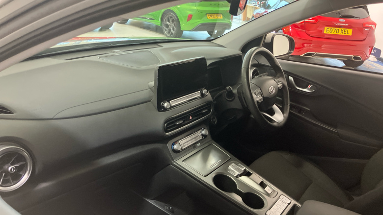 Hyundai KONA 100kW Premium 39kWh 5dr Auto Electric Hatchback